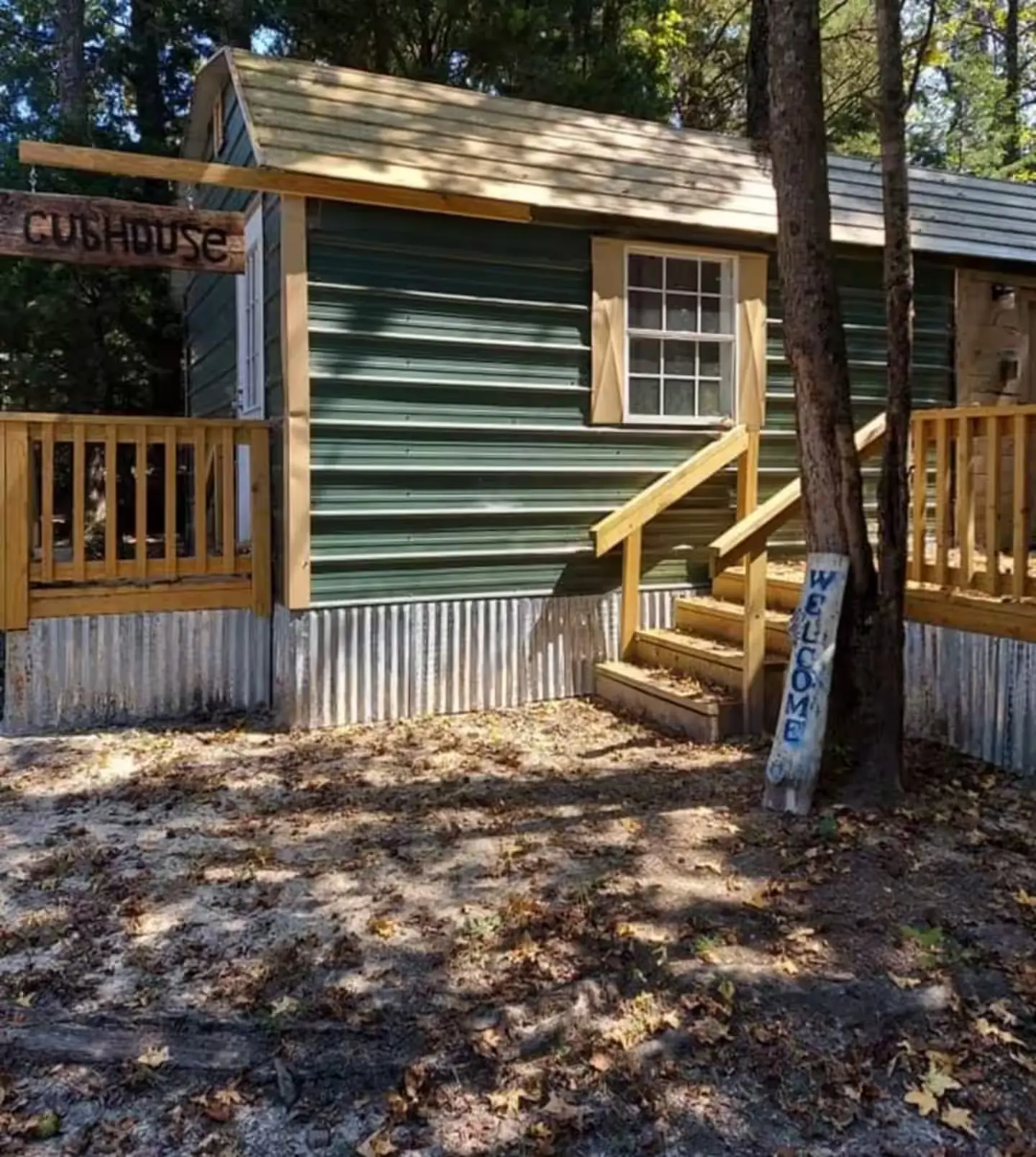 Cub House cabin at Cedar Flats Inn